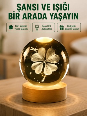 Pileli Store Yonca Figürlü Cam Küre USB Işıklı Ahşap Tabanlı Dekoratif Masa Lambası