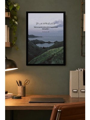 Onyx Lab Onyxlab Sisli Göl Manzarası ve Alıntı Desenli Dekoratif Mdf Tablo, Çerçeve Görünümlü Ahşap Poster