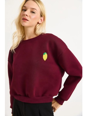 Juuuj Bordo Üç Iplik Kumaş Bisiklet Yaka Düşük Omuz Rahat Kesim Limon Nakış Detaylı Sweatshirt