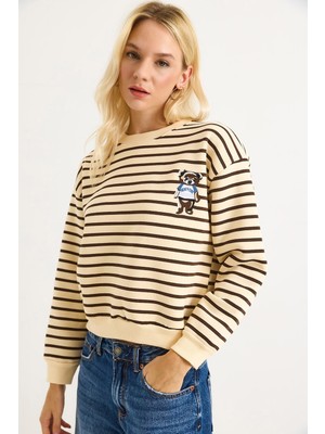 Juuuj Kahverengi Üç Iplik Esnek Kumaş Bisiklet Yaka Düşük Omuz Çizgili Nakış Detaylı Sweatshirt