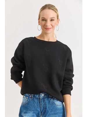 Juuuj Siyah Üç Iplik Kumaş Bisiklet Yaka Düşük Omuz Kurdele Nakış Detaylı Rahat Form Sweatshirt