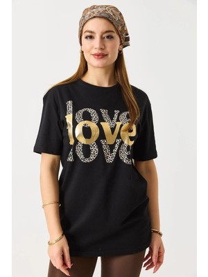 Juuuj Siyah Esnek Dokulu Bisiklet Yaka Kısa Kollu Rahat Form Love Baskılı Basic Tişört