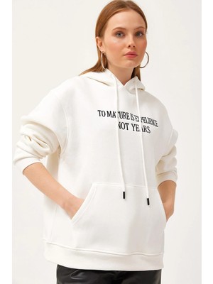 Juuuj Beyaz Pamuklu Karışımlı Kapüşonlu Yaka Oversize Form Kanguru Cepli Uzun Kollu Sweatshirt