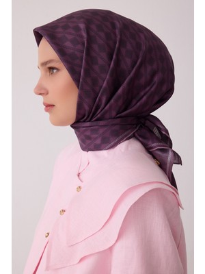 Belli Geometrik Desen %100 Twill Ipek Eşarp BE25-36