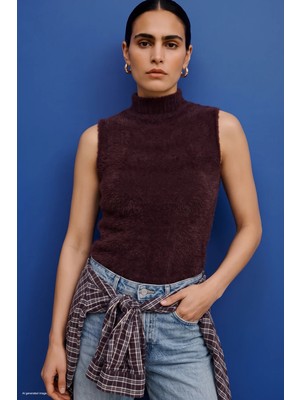 Sateen Sıfır Kol Sakallı Triko Bluz - Mürdüm