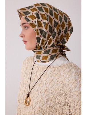 Belli Geometrik Desen %100 Twill Ipek Eşarp BE08-04