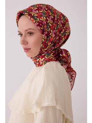 Belli Geometrik Desen %100 Twill Ipek Eşarp BE02-51