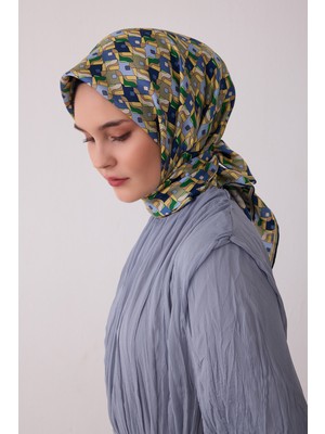 Belli Geometrik Desen %100 Twill Ipek Eşarp BE02-81