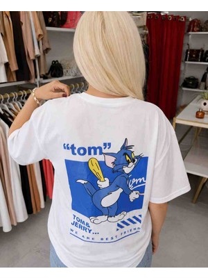 Belirtilmemiş Tom & Jerry Baskılı Oversize Unisex Tişört – Geniş Kesim
