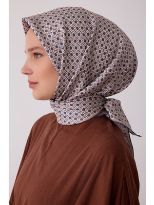 Belli Monogram Desen %100 Twill Ipek Eşarp BE18-09