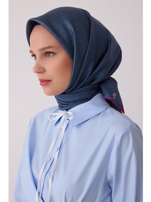 Belli Monogram Desen %100 Twill Ipek Eşarp BE18-82