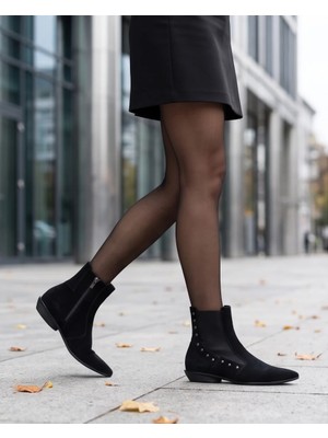 Futsi Shoes Avalon Siyah Hakiki Süet Deri Lastikli Zımbalı Kadın Bilek Kısa Topuklu Bot