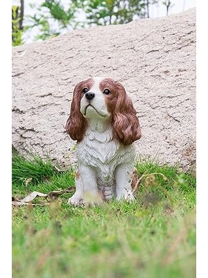 Trendexa Kahverengi-Beyaz Oturan Kral Charles Spaniel Heykeli, 87803-C