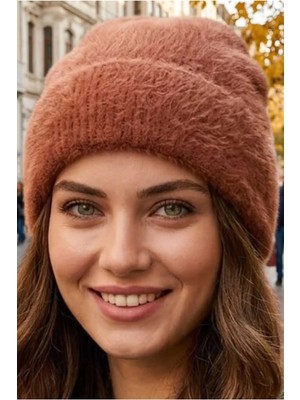 Tezzgelsin Kadın Katlamalı Yumuşak Dokulu Peluş Kışlık Triko Bere