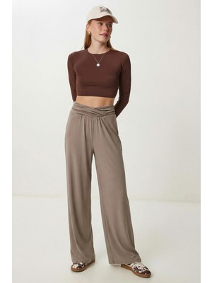 Happiness İstanbul Büzgülü Çapraz Kemerli Örme Pantolon LCR0112 Vizon