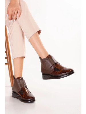 Gondol Kadın Hakiki Deri Croco Detaylı Cırtlı Hafif Günlük Bot ELNR.5106 Kahve Croco