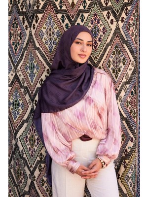 Mooncorn Elibelinde Desen Sakura Ipek Şal