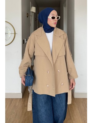Tesettür Diyarı Flow Torino Kumaş Kuşaklı Rüzgarlıklı Astarlı Trençkot- Bej