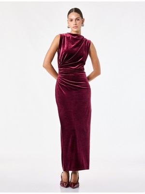 Koton Slim Fit Bodycon Drapeli Hafif Dik Yaka Yırtmaçlı Kolsuz Midi Boy Kadife Elbise