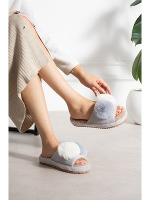 Nmoda Kadın Peluş Ev Terliği Çift Ponponlu Açık Burun Ses Yapmaz Taban Şık Rahat Kışlık Çeyiz Panduf Terlik