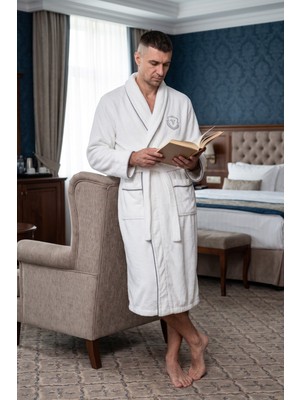 Varol Özel Seri 630 Gsm Mısır Penye %100 Pamuk Ağır Gramaj Lüks Erkek Bornoz – Beyaz - L/xl