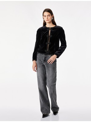 Koton Slim Fit Vatkalı Bisiklet Yaka Uzun Kollu Süslü Düğmeli Kadife Ceket