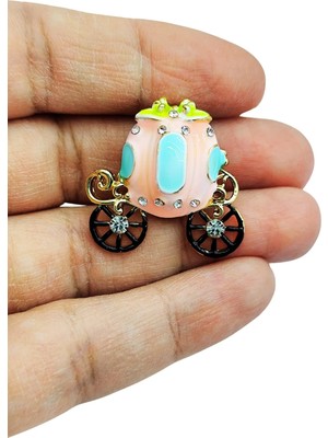 BB Bi Butik Shop Masalsı Kristal At Arabası Broş
