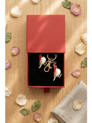 BB Bi Butik Shop Özel Kutulu Ikili Sevgi Kuşu Figürlü Mine Işçilikli Çanta Süsü ve Anahtarlık Hediye Seti