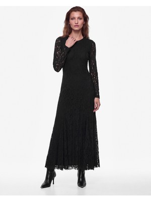 Koton Slim Fit Yuvarlak Yaka Uzun Kollu Dantelli Uzun Elbise