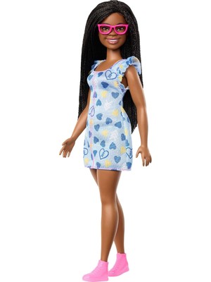 Barbie Fashionistas Doll #229, Down Sendromlu Bebek, Kalp Baskılı Elbise Giyen Bebek, Ulusal Down Sendromu Derneği ile Ortaklaştı