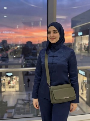 Valentina Victoria Hakiki Deri Çokbölmeli Orta Boy Çapraz Çanta
