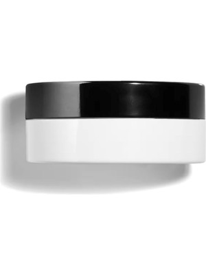 Chanel Hydra Beauty Nutrıtıon Besleyici Dudak Balmı 10 G