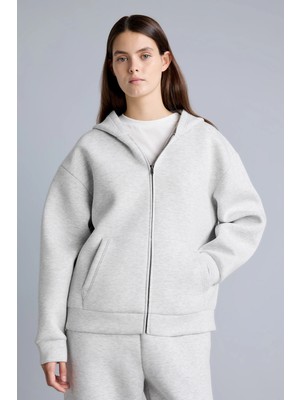 DeFacto Relaxed Fit Kapüşonlu Fermuarlı Cepli Skuba Kumaş Basic Sweatshirt Hırka H5571AX26AU