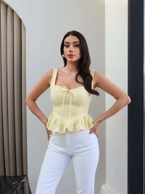 Esra Helvacı Beyaz Paça Kesik Orj Jean