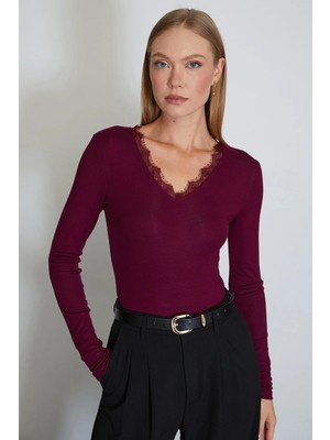 FullaModa Dantelli V Yaka Uzun Kol Çıtçıtlı Body