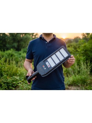Ayrex 400W Güneş Enerjili Solar Sokak ve Bahçe Lambası, Lifepo4 Bataryalı, IP66, Hareket Sensö