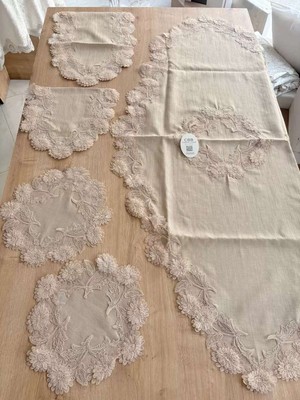 Birsence Salon Takımı Çeyizlik Kapiçino Runner Set 5 Parça Keten Masa Örtüsü Runneri Flowers