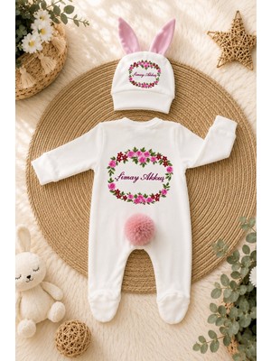 Perfect Mega Store Kişiye Özel Kız Bebek Tulum ve Bere – Pembe Gül Çelenk Temalı Isimli Bebek Tulumu