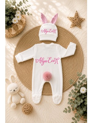 Perfect Mega Store Kişiye Özel Kız Bebek Tulum ve Bere – Fiyonk Yazı Temalı Isimli Yenidoğan Bebek Tulumu