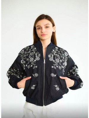 Hopeful Design Kadın Lacivert Çiçek Nakışlı Fermuarlı Denim Mont