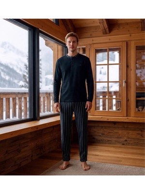 Pijamoni Erkek Microsoft Kumaş Düğmeli Yaka Pijama Takımı