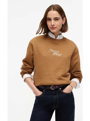 Tommy Hilfiger Kadın Regular Fit Bisiklet Yaka Uzun Kollu Kahverengi Sweatshirt WW0WW51598-GWJ