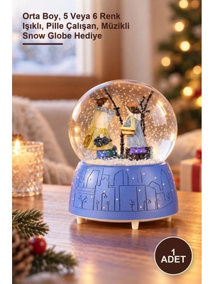 Yenilig 1 Adet Işıklı Müzikli Kar Küresi – Orta Boy, 5 Veya 6 Renk Işıklı, Pille Çalışan, Müzikli Snow Globe Hediye