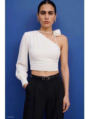 Sateen Çiçek Detaylı Bluz - Ekru