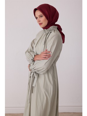 Belli Kırmızı Monogram Desen %100 Twill Ipek Eşarp 4418-55