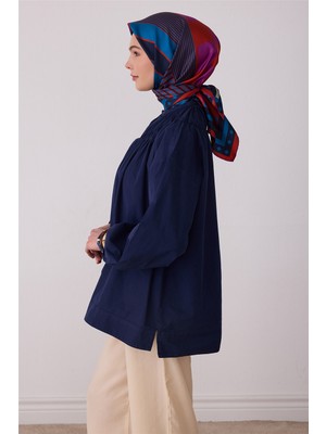 Belli Petrol Geometrik Desen %100 Twill Ipek Eşarp 4401-36