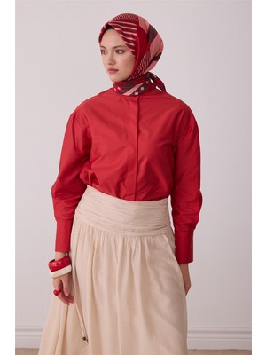 Belli Kırmızı Geometrik Desen %100 Twill Ipek Eşarp 4401-35