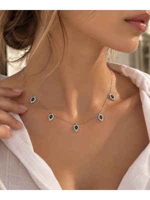 Alyans Model 💚 Emerald Teardrop – Zümrüt Taşlı Zarif Kolye