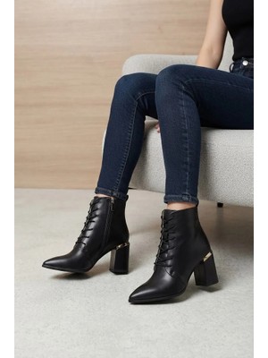 Shoetek Palma Kadın Bot Kalın Topuklu Bağcıklı Siyah Deri