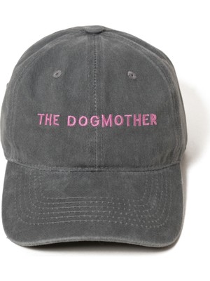 Nome Studio Nakışlı Şapka Dogmother Köpek Annesi Gri Üstüne Pembe Renk Yazı Nakışlı Şapka Eskitme Kumaşlı ve Pembe Yazı Nakışlı Pamuklu Şapka Köpek Sever